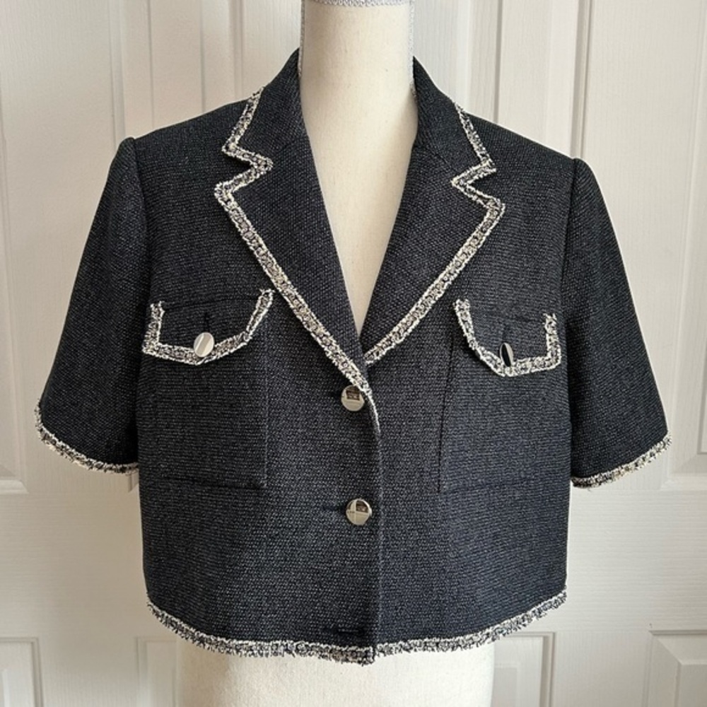 NWT TRISTAN Women Jacket, Short Sleeves, Beautiful Piping, Large